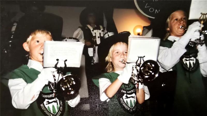 Der Nachwuchs holt tief Luft: Der Fanfarenzug darf zu dieser Zeit natürlich nicht fehlen.