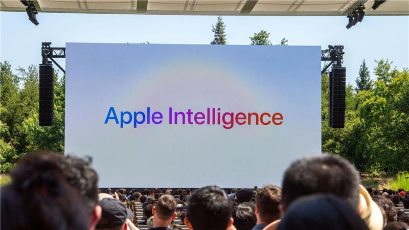 Apple setzt auf neue Software-Optik und mehr KI-Funktionen Der Name „Apple Intelligence“ ist trotz der Verzögerungen bei der neuen Siri-Version weiter im Einsatz.