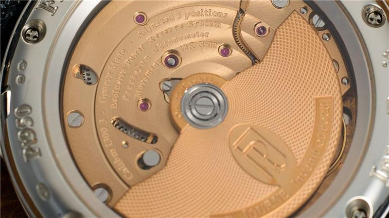 Der Name von Regisseur Francis Ford Coppola ist in die Luxus-Armbanduhr eingraviert.