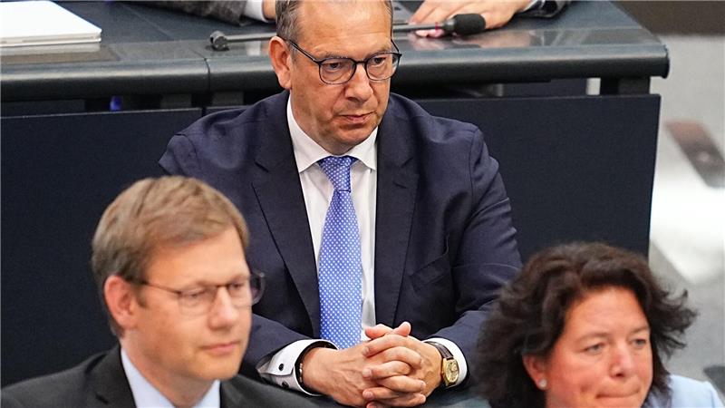Bundestag wählt Henning Otte zum Wehrbeauftragten Der Niedersachse war bis Ende 2021 bereits verteidigungspolitischer Sprecher der Unionsfraktion.