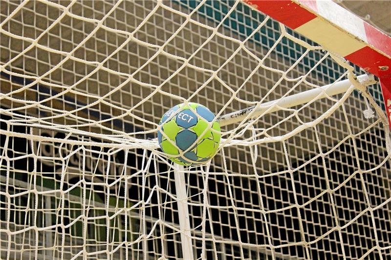 Handball-Verband setzt Spielbetrieb bis Jahresende aus Der Niedersächsische Handball-Verband setzt den Spielbetrieb bis zum Jahresende aus und folgt damit dem Votum der Vereine. Der Trainingsbetrieb soll aber fortgesetzt werden, damit der Wiedereinstieg schnell möglich ist. Foto: Pixabay