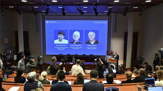 Der Nobelpreis für Medizin geht in diesem Jahr an die beiden Deutschen Peter Hegemann und Georg Nagel sowie den US-Forscher Karl Deisseroth.