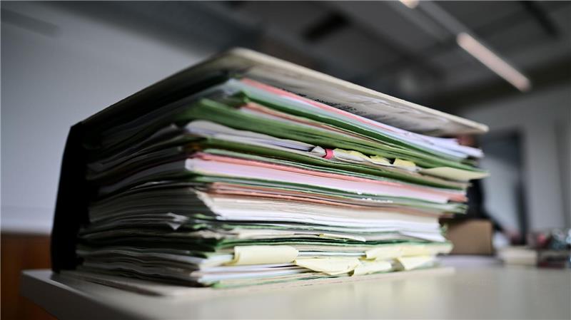 Tariftreuegesetz: Kontrollrat kritisiert zu viel Bürokratie Der Normenkontrollrat befürchtet einen hohen bürokratischen Aufwand durch das geplante Tariftreuegesetz. (Symbolbild)
