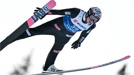 Der Norweger Marius Lindvik war bei der WM disqualifiziert worden.