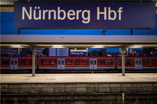 Der Nürnberger Hauptbahnhof ist einer von drei Bahnhöfen, an denen die Bundespolizei 2022 die meisten Sexualdelikte, Gewaltverbrechen und Eigentumsdelikte erfasst hat.