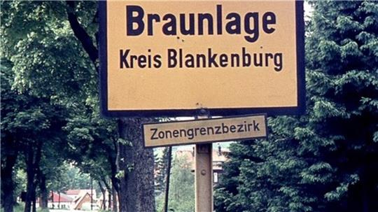 Der Ortseingang an der damaligen B4 aus Richtung Hohegeiß: Braunlage liegt nach dem Zweiten Weltkrieg plötzlich an der Zonengrenze.
