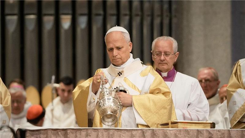Der Papst bezeichnete die noch unvollendete Kirche als architektonisches Meisterwerk.