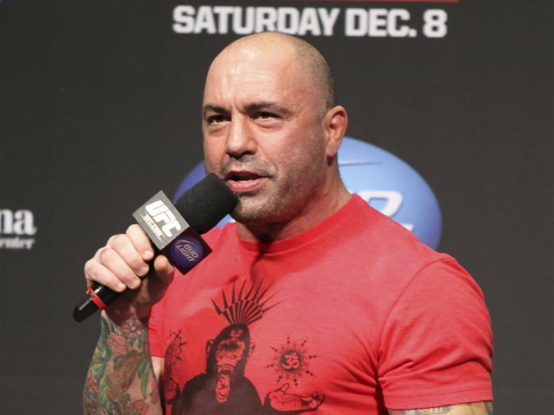 Der Podcaster Joe Rogan 2012 in Seattle. Foto: Gregory Payan/AP/dpa