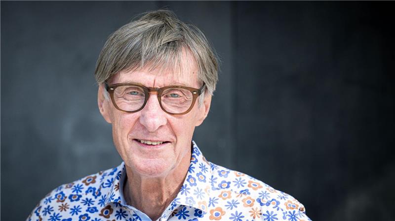 Wissenschaftler sieht Bremer Regierung in Schwierigkeiten Der Politikwissenschaftler sieht den Bremer Senat in der Krise.