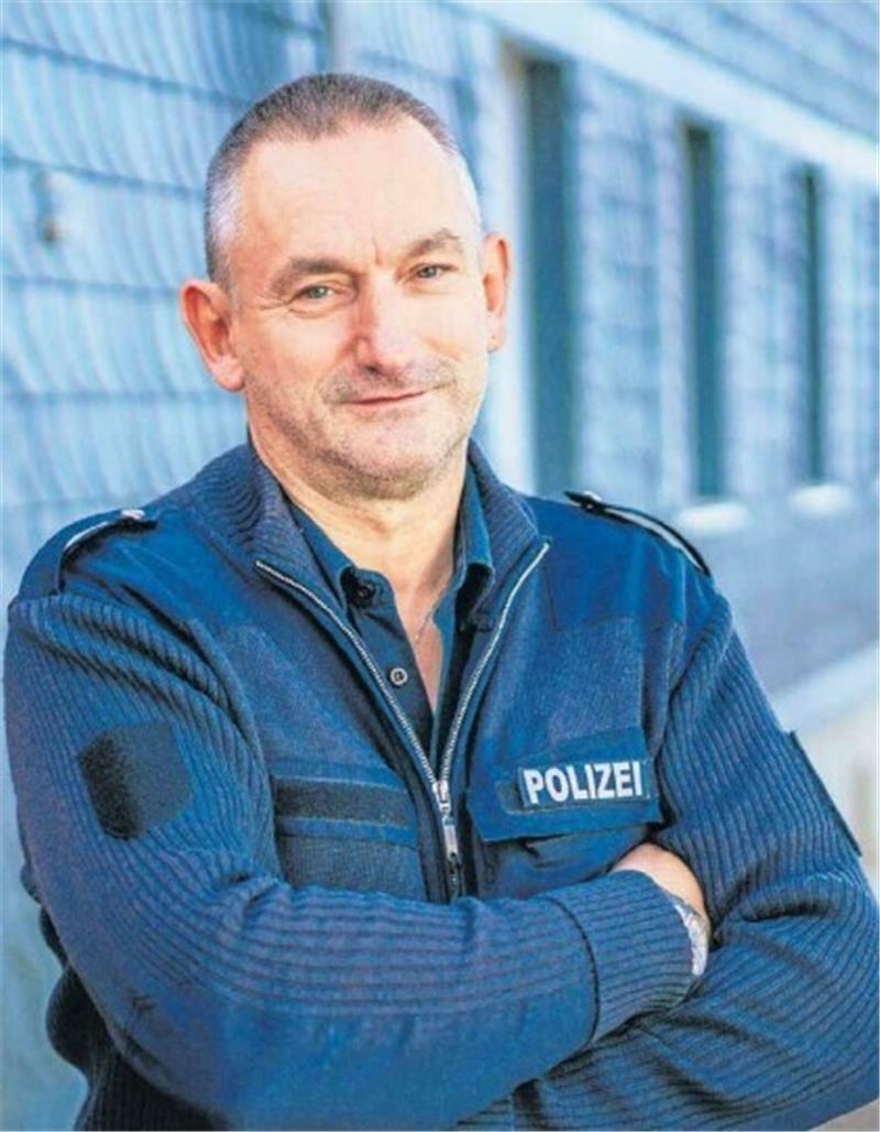 „Harter Brocken“: Er ist der echte Frank Koops Der Polizeioberkommisar von St. Andreasberg, Andreas Böhm, ist der „echte“ Frank Koops. Foto: Daria Brabanski/Nordstadtlicht