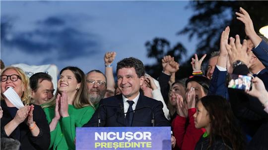 Der Pro-Europäer Nicusor Dan hat die Präsidentenwahl in Rumänien gewonnen.