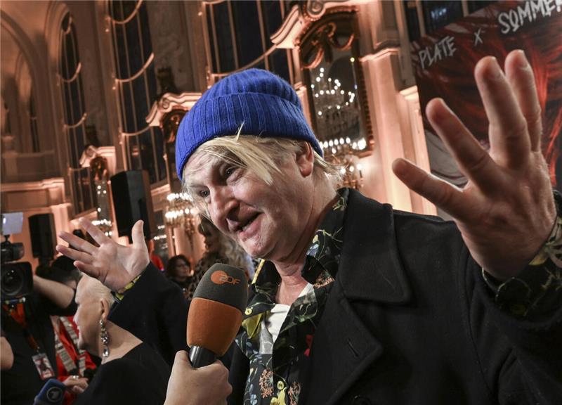 Der Regisseur Detlev Buck kommt zur Premiere des Musicals „Wir sind am Leben" in...