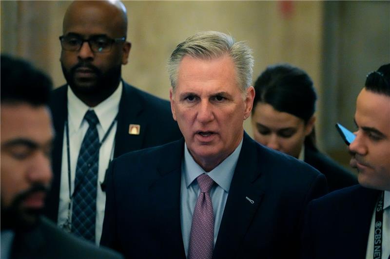 US-Parteien im Kongress streiten um Schuldenobergrenze Der Republikaner Kevin McCarthy will die Schuldenobergrenze nur unter Bedingungen anheben.