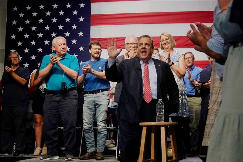 Ehemaliger Trump-Vertrauter Christie will ins Weiße Haus Der Republikaner und ehemalige Gouverneur von New Jersey, Chris Christie, tritt 2024 als Präsidentschaftskandidat an.