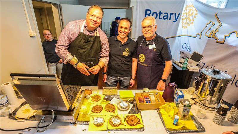 Nach dem Beinahe-Aus: Volles Haus im Oberharzer Bergwerksmuseum Der Rotary-Club backt Waffeln für den guten Zweck.
