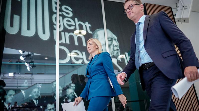 Der Rücktritt von Jens Spahn hat eine Personalrochade ausgelöst. 