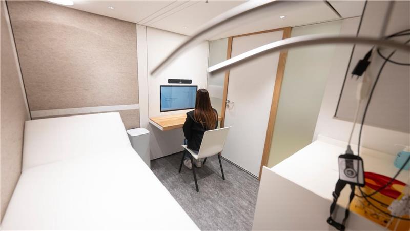 Der „S Medical Room“ ist an ein Versorgungszentrum angeschlossen.