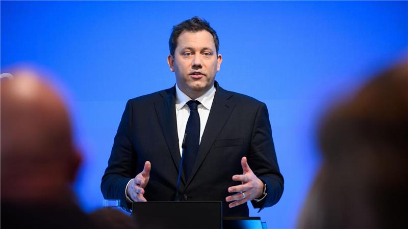 Der SPD-Chef präsentiert seinen Reformplan. 