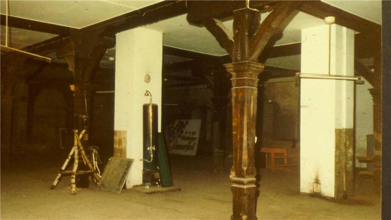 Wie aus dem Schloss Bündheim Bad Harzburgs gute Stube wurde Der Saal des Bündheimer Schlosses in den 1970er Jahren vor dem Umbau.