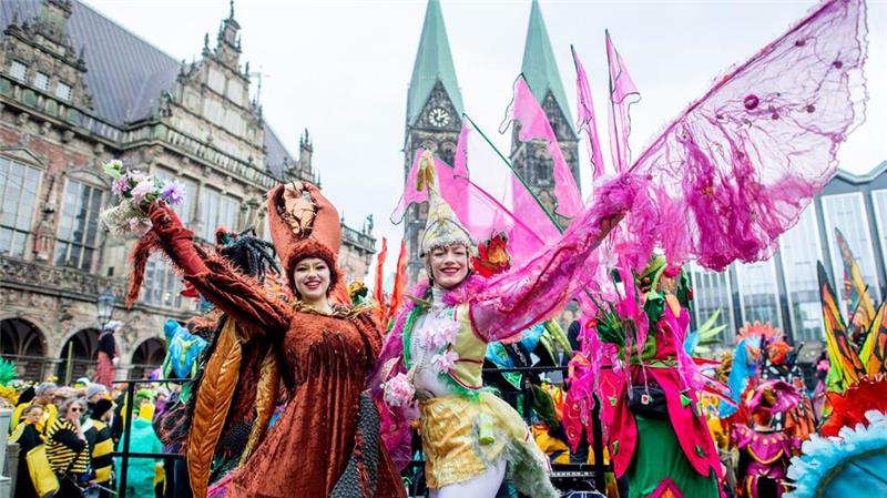 Ein letztes Mal Bremer Samba-Karneval Der Samba-Karneval findet dieses Jahr zum letzten Mal statt.
