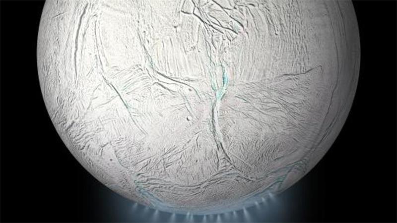 Saturn-Mond: Bedingungen für Leben günstiger als angenommen Der Saturnmond Enceladus ist von Eis bedeckt. (computergenerierte Darstellung)