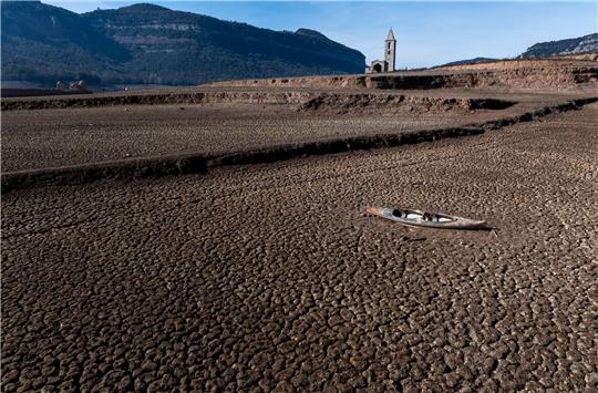 Der Sau-Stausee etwa 100 Kilometer nördlich von Barcelona.