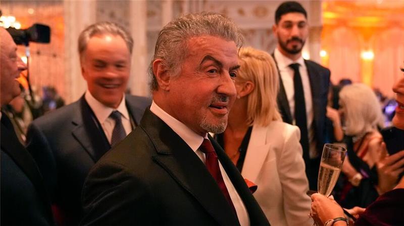 Trump feiert Gala mit Regierungskandidaten und Promis Der Schauspieler Sylvester Stallone war ebenfalls unter den Gästen.