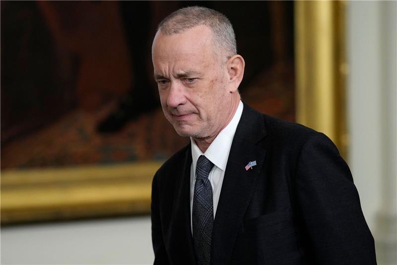 Tom Hanks: Würde Toiletten putzen für eine Reise zum Mond Der Schauspieler Tom Hanks würde gern zum Mond fliegen.