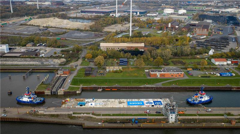 Der Schleusengang war eine der größten Herausforderungen während des Transports. 