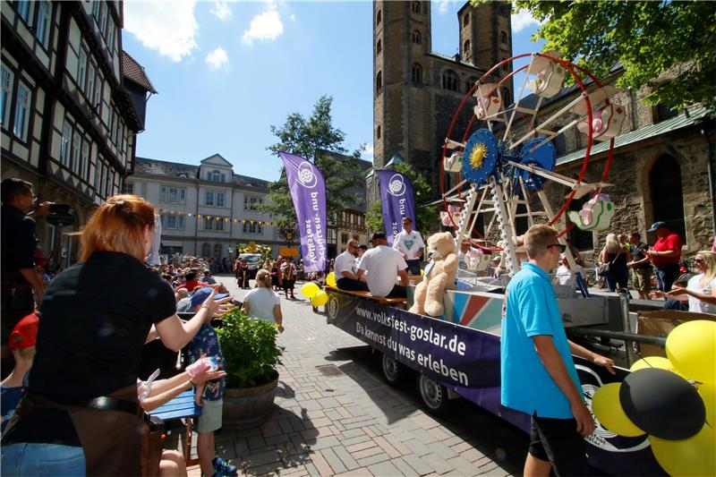 Für den Schützenumzug bleibt die Innenstadt tabu Der Schützenumzug wird veranstaltet, allerdings nicht in der Innenstadt. Archiv-Foto: Epping