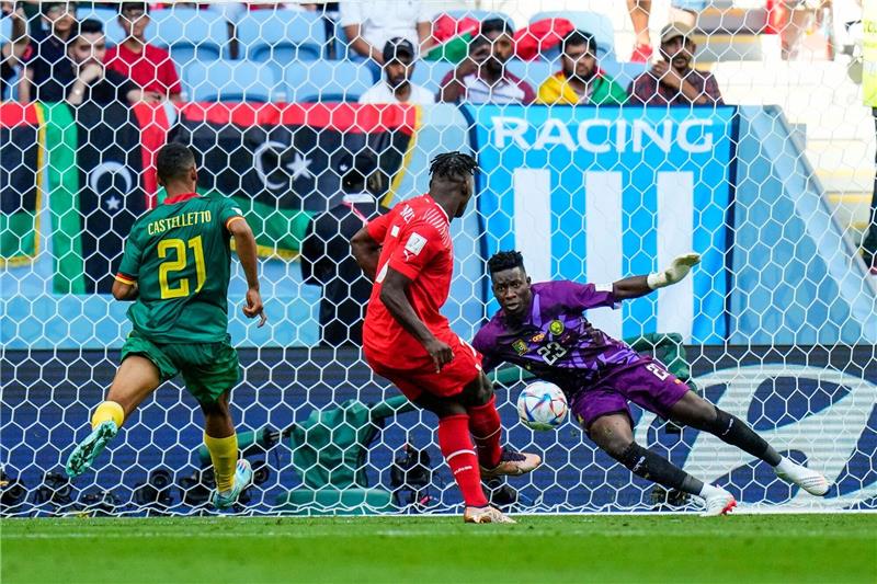 Embolos emotionaler Sieg gegen Heimatland Kamerun Der Schweizer Breel Embolo traf zum Sieg gegen Kamerun.