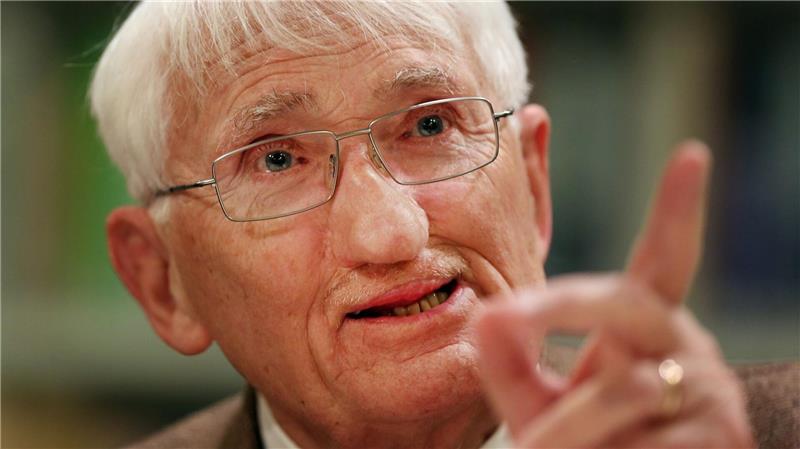 40 Jahre Historikerstreit: Heute stellt sich eine neue Frage Der Sozialphilosoph Jürgen Habermas warf Ernst Nolte 1986 im Historikerstreit vor, die Singularität des Holocaust infrage zu stellen.(Archivbild)