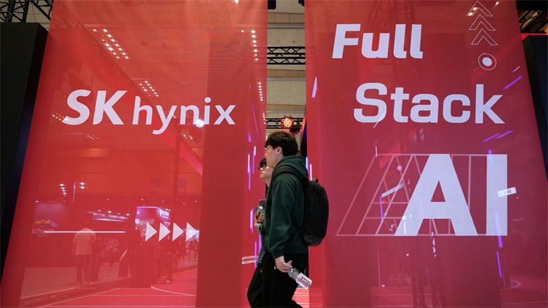 Der Speicherproduzent SK Hynix aus Südkorea profitiert massiv vom KI-Boom. (Archivbild)