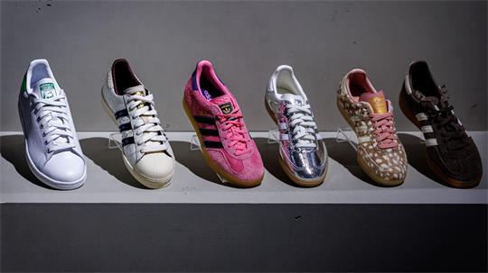 Der Sportartikelhersteller Adidas meldet Rekordergebnisse (Symbolbild). 