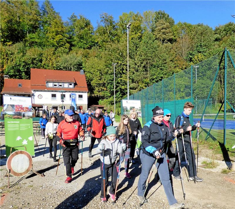 „Nordic aktiv Cup“ im Oberharz ist ein Erfolg Der Sportpark Teufelstal ist für den „Oberharzer Nordic aktiv Cup“ ein optimales Veranstaltungsareal durch die Kombination von gepflasterter Freifläche und Parkplatz.