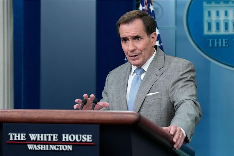 Weißes Haus: Ukraine setzt Streumunition „effektiv” ein Der Sprecher des Nationalen Sicherheitsrates John Kirby hat sich zur Streumunition in der Ukraine geäußert.