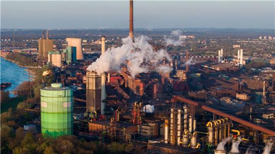Der Stahlkonzern Salzgitter will noch in diesem Sommer entscheiden, was mit seiner HKM-Beteiligung geschehen soll.