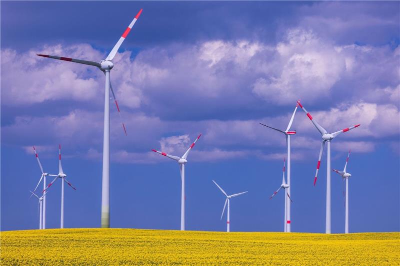Windkraft wieder wichtigste Stromquelle Der Strom durch Windkraftanlagen belief sich zum Jahresbeginn auf einen Gesamterzeugungsanteil von 32,2 Prozent.