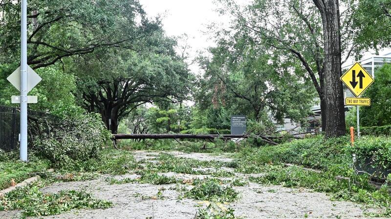Tropensturm „Beryl“ zieht durch Texas - Mindestens vier Tote Der Sturm wird weiter an Stärke verlieren.