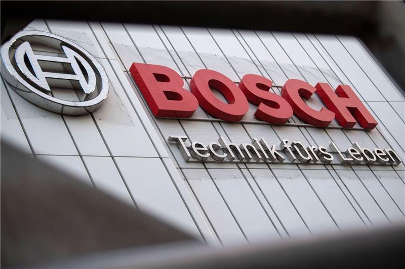 Bosch: Renditeziel um bis zu zwei Jahre verschoben Der Stuttgarter Technologiekonzern Bosch schraubt seinen Optimismus für die kommenden zwei Jahre zurück - und verschiebt sein Renditeziel.