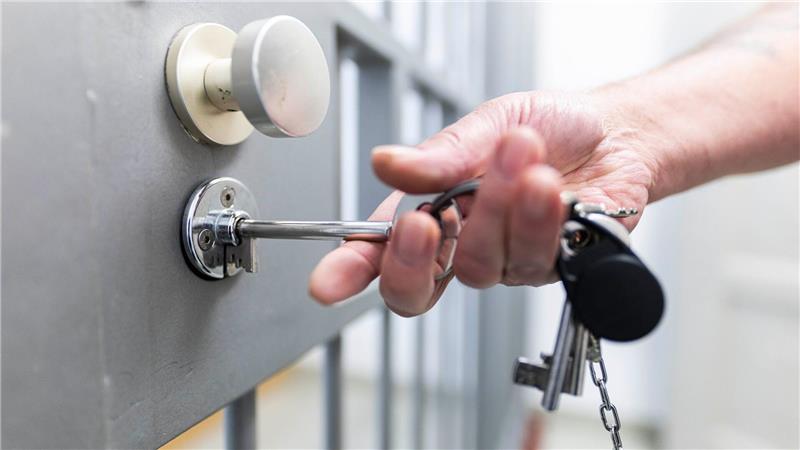 Tod eines Jugendlichen in JVA beschäftigt Saar-Landtag Der Suizid eines Jugendlichen in der JVA Ottweiler beschäftigt Justiz und Politik. (Symbolbild)