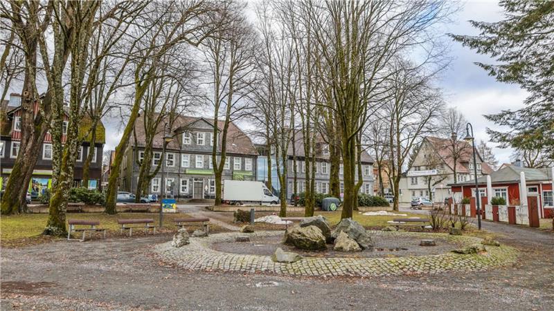 Der Thomas-Merten-Platz.