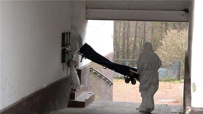 Getöteter Gerichtsvollzieher – „Ist nichts mehr wie vorher“ Der Tod des Gerichtsvollziehers sei eine Zäsur für die Justiz, heißt es aus dem Justizministerium.