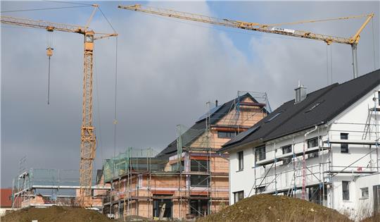 Der Traum vom Eigenheim: Trotz des BGH-Urteils zur Kündigung von Bausparverträgen kann sich das Bausparen noch rechnen. Foto Kästle/dpa
