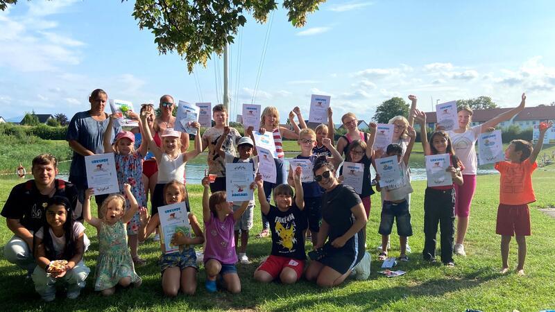 Der Treff Schladen hat einen Schwimmkurs für 20 Kinder im Freibad Schladen organisiert.