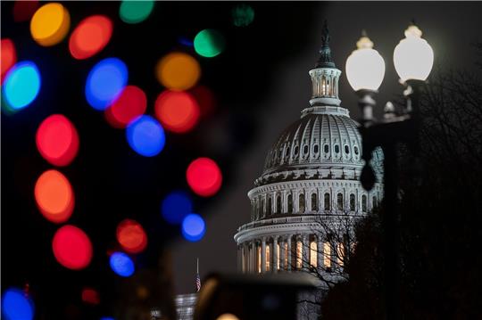 Der US-Kongress hat mit überparteilicher Mehrheit ein Gesetz zum Schutz gleichgeschlechtlicher Ehen verabschiedet.