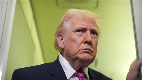 Der US-Präsident will die faktische Blockade der Straße von Hormus beenden. (Archivbild)