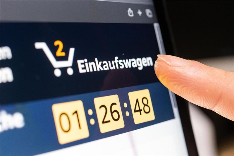 Studie: Vorweihnachtsgeschäft des Versandhandels schrumpft Der Umsatz der Online-Versandhändler ging im Vorweihnachtsgeschäft im Vergleich zum Vorjahr zurück.