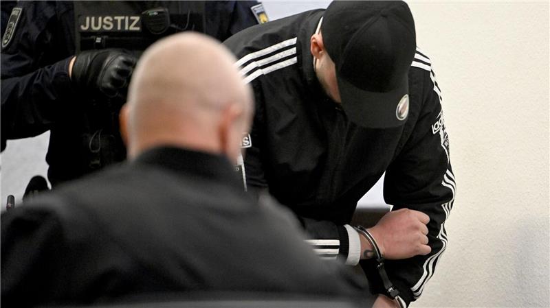 Der Unfallverursacher muss lebenslang in Haft.