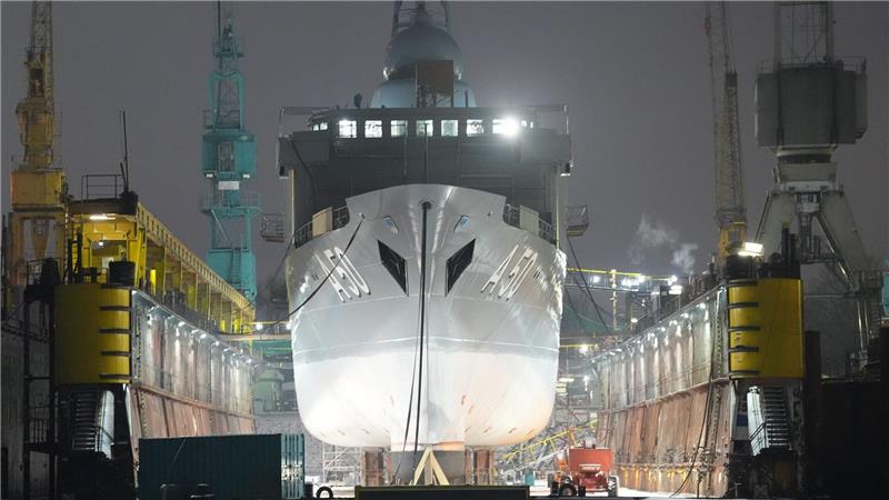 Der Verband für Schiffbau und Meerestechnik und die IG Metall Küste verlangen einen „entschlossenen Aktionsplan für die maritime Industrie“. (Archivbild)